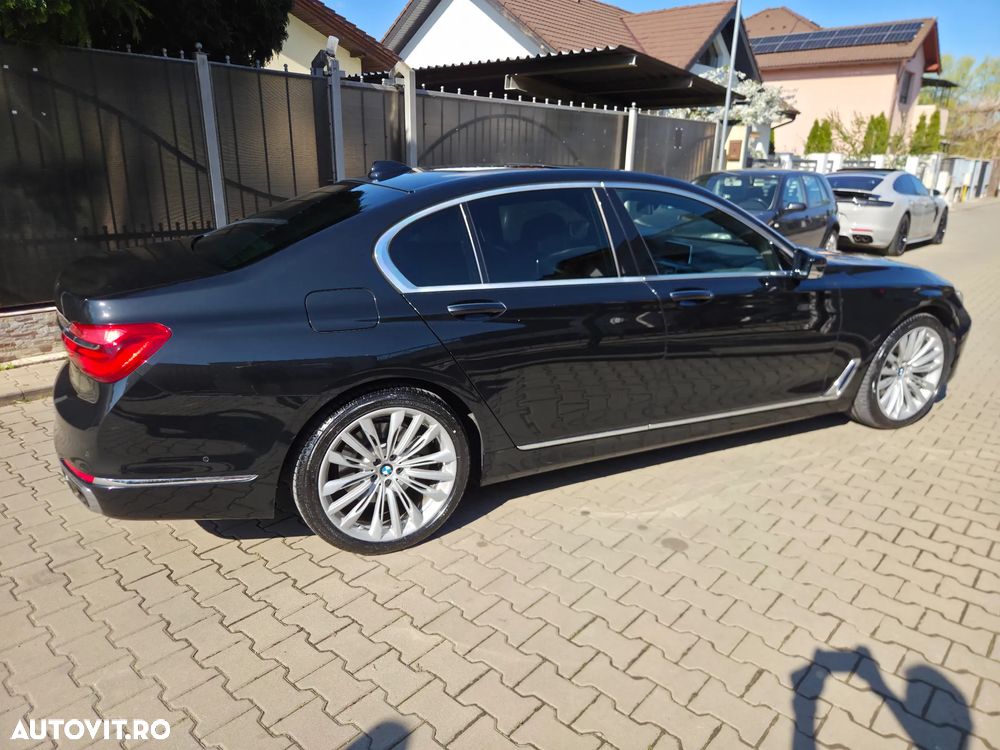 BMW Seria 7 730d xDrive - 12