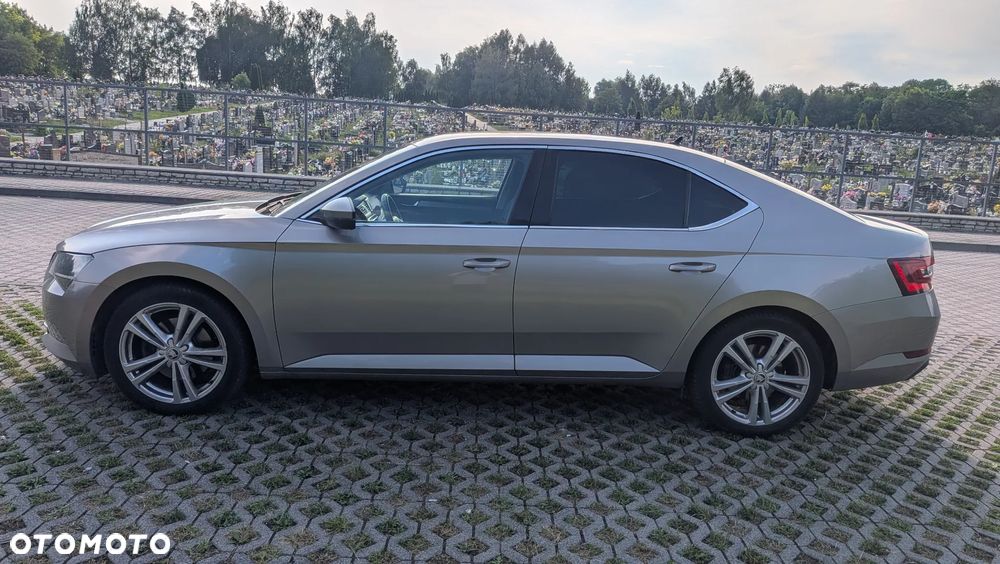 Skoda Superb 1.4 TSI ACT Ambition - 8