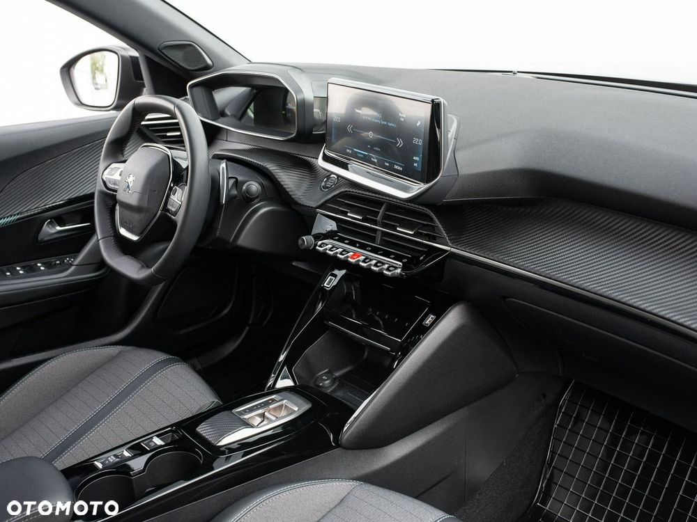 Peugeot 2008 1.2 PureTech Allure Pack S&S EAT8 - 32