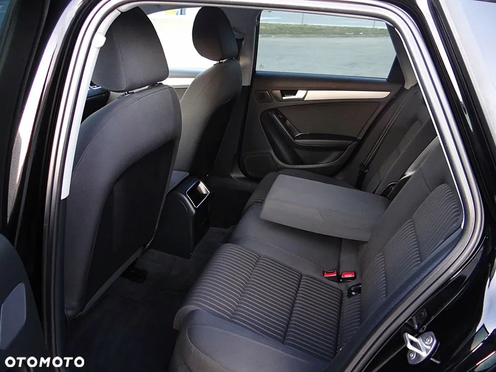 Audi A4 Avant 2.0 TDI DPF Attraction - 36