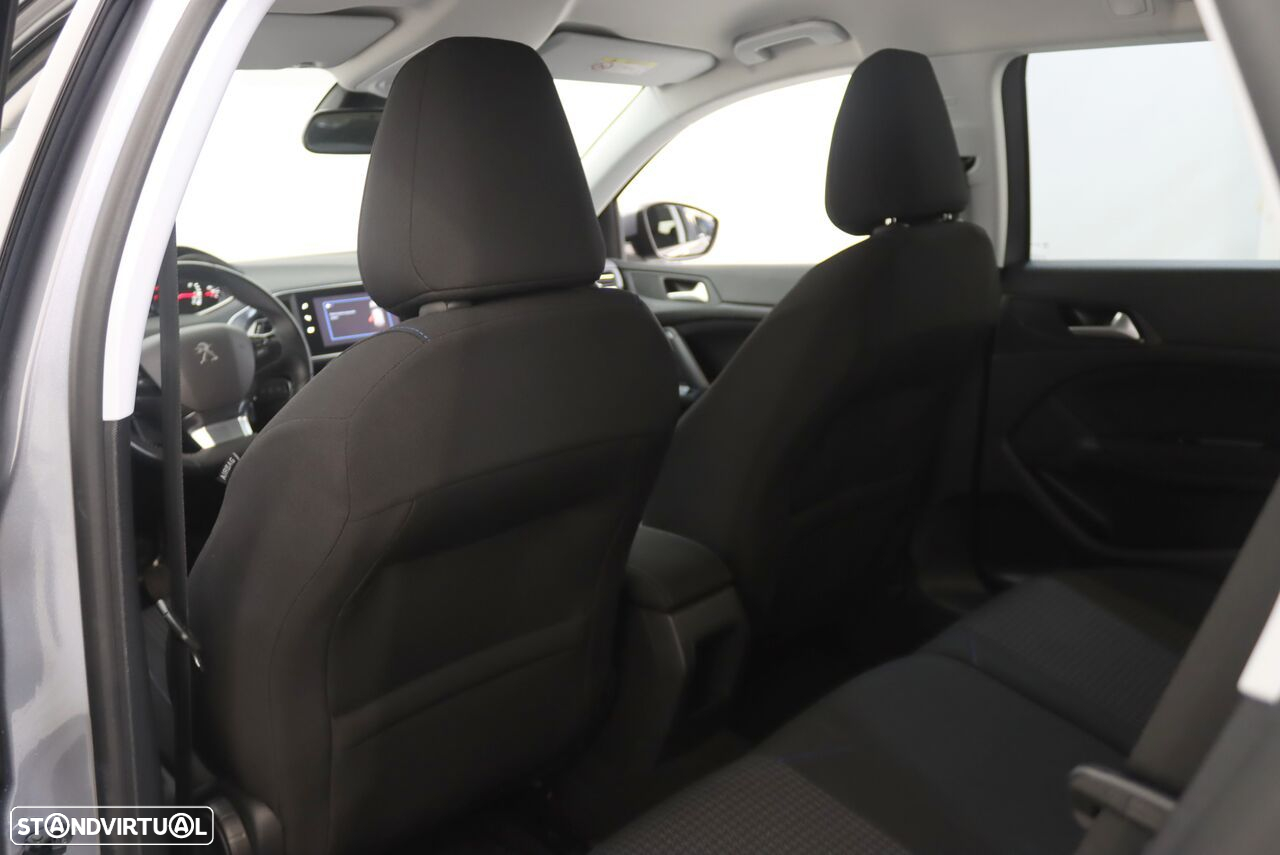 Peugeot 308 SW 1.2 PureTech Style - 8