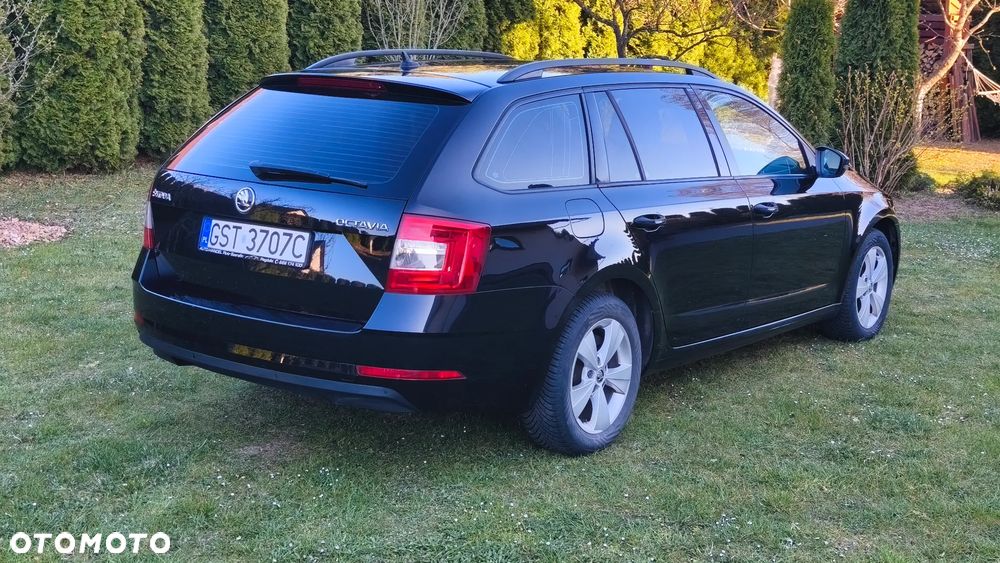 Skoda Octavia 1.6 TDI Style - 4