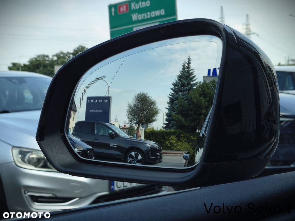 Volvo XC 40 - 31