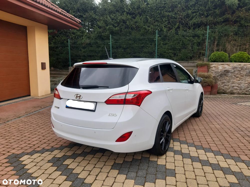 Hyundai i30 blue 1.4 YES Gold - 5