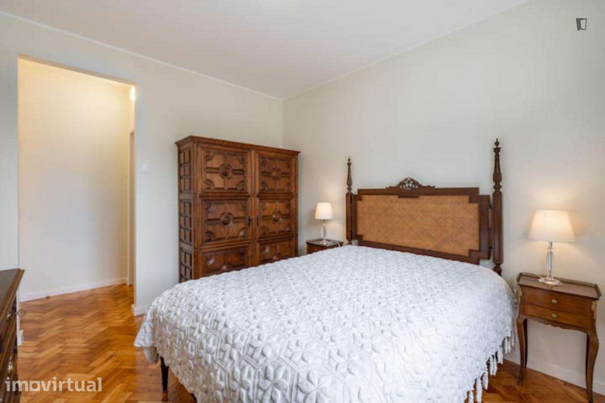 Casa com 4 quartos - localizado em Cedofeita Porto - Grande imagem: 2/46