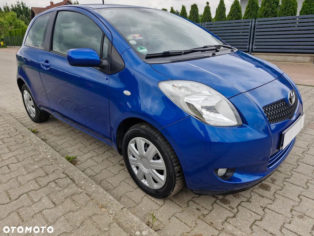 Toyota Yaris 1.0 Luna A/C - 37