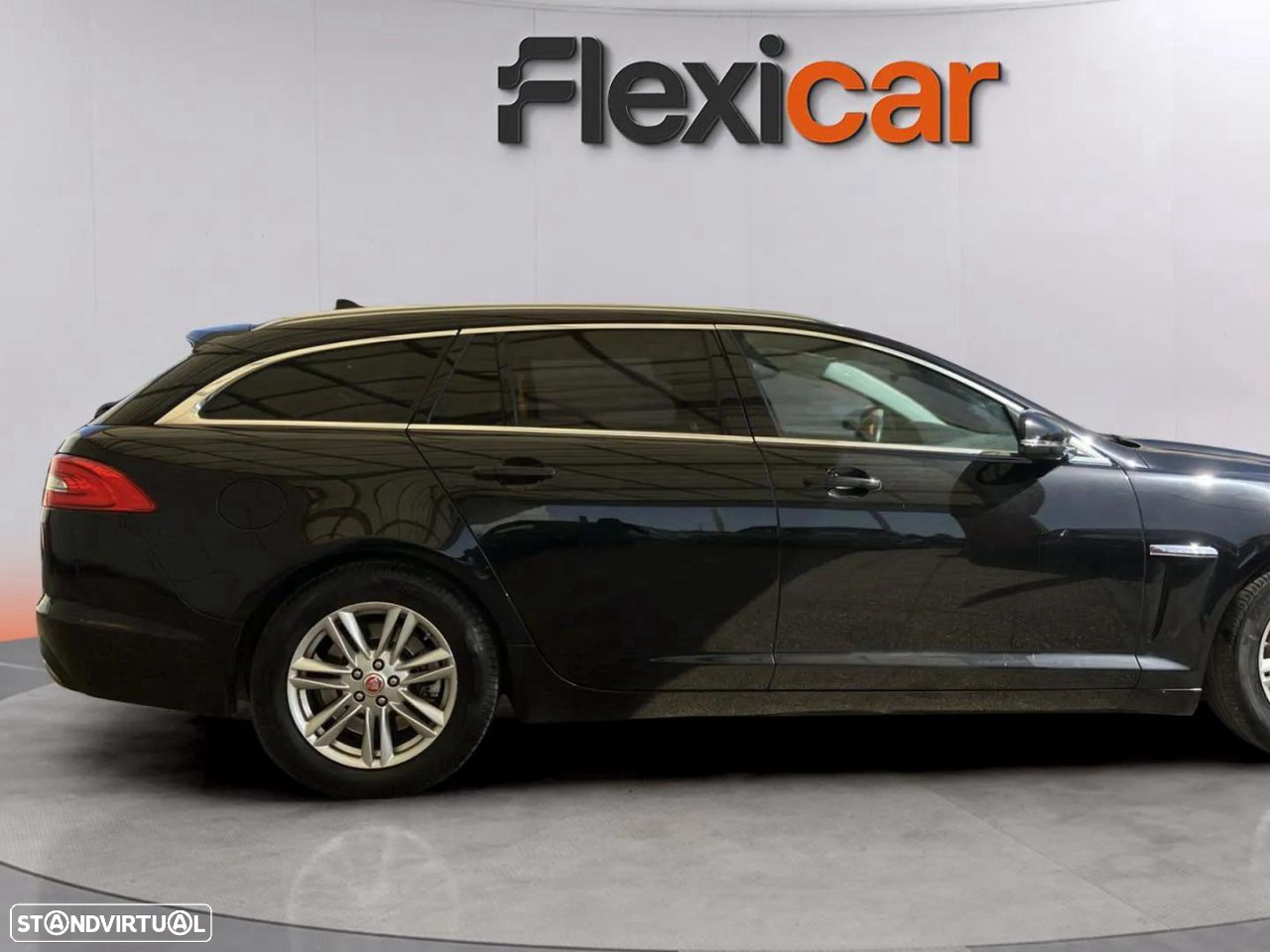 Jaguar XF Sportbrake 2.2 D R-Sport - 2