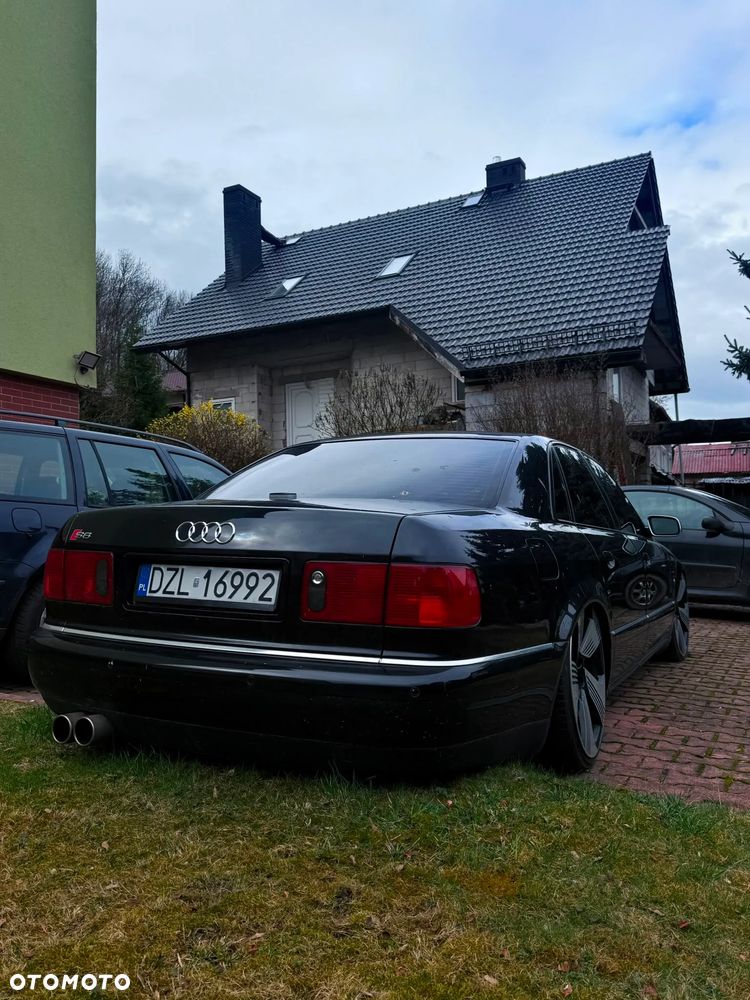 Audi S8 ver-4-2-quattro - 9