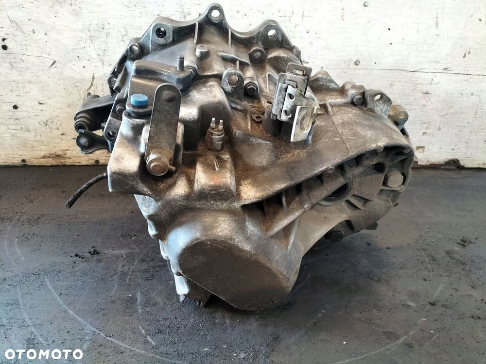 SKRZYNIA BIEGÓW VOLVO 850 I 2.5 TDI MANUAL 5 BIEGÓW - 4