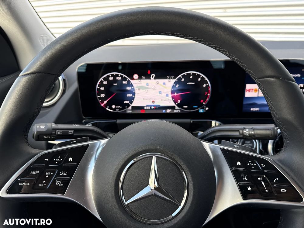 Mercedes-Benz GLA 180 7G-DCT Entry - 9