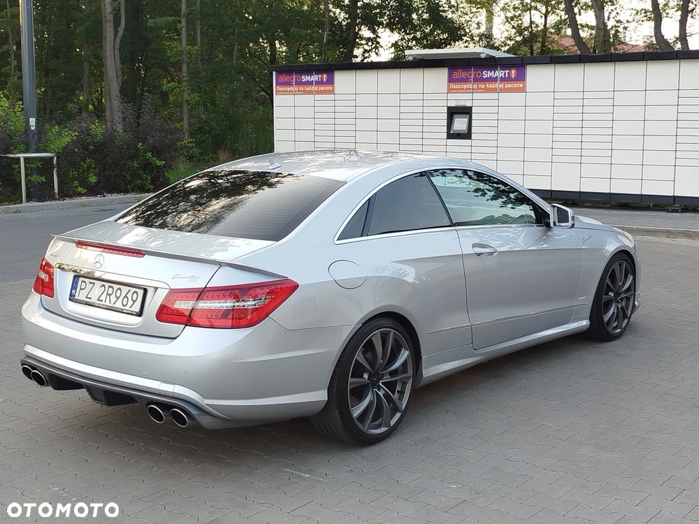 Mercedes-Benz Klasa E 250 CDI DPF BlueEFFICIENCY Automatik Avantgarde - 4