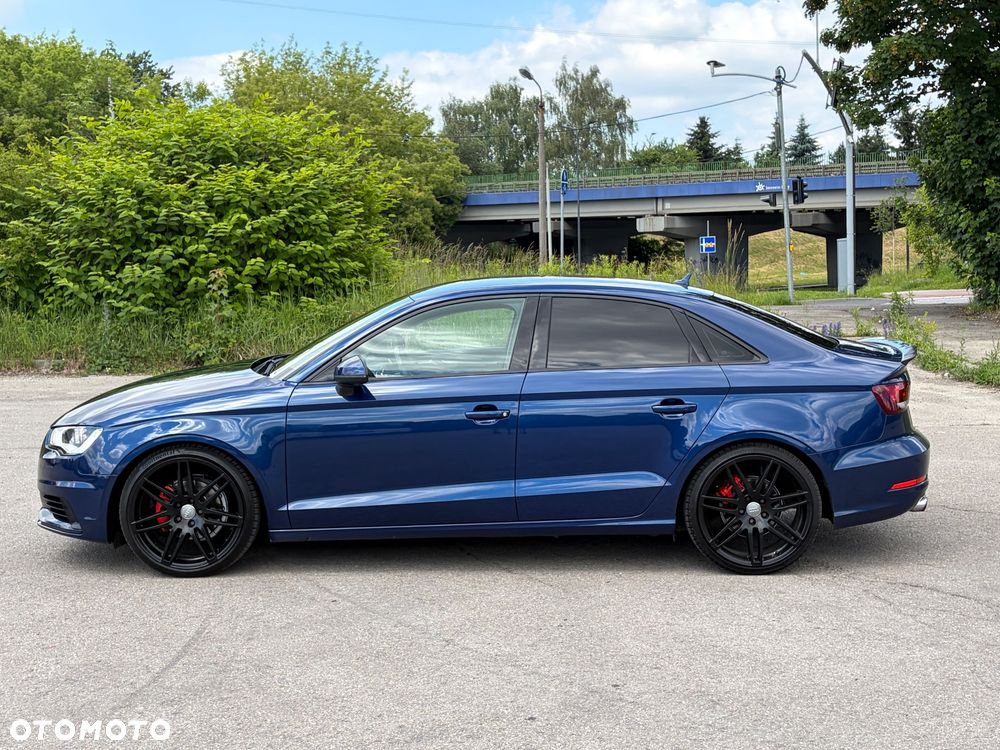 Audi A3 Limousine 1.6 TDI (clean diesel) S line Sportpaket - 2