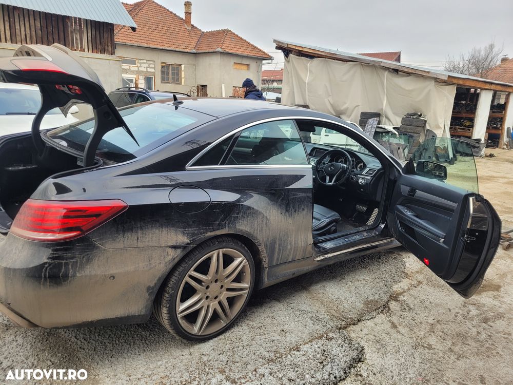dezmembrez mercedes e class 220AMG COUPE - 3