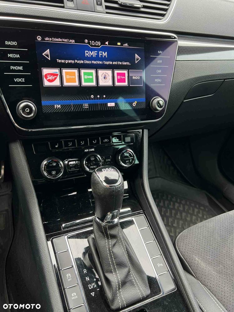 Skoda Superb 2.0 TDI Sportline DSG - 6