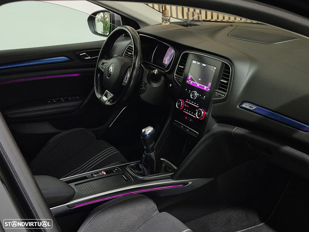 Renault Mégane Sport Tourer 1.5 dCi GT Line SS - 34
