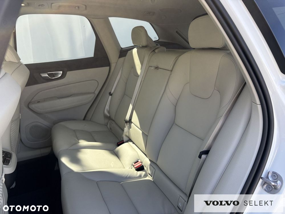 Volvo XC 60 - 22