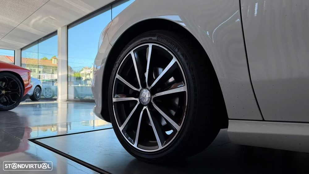 Mercedes-Benz CLA 200 d Shooting Brake AMG Line - 29