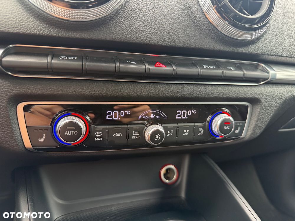 Audi A3 Sportback - 15