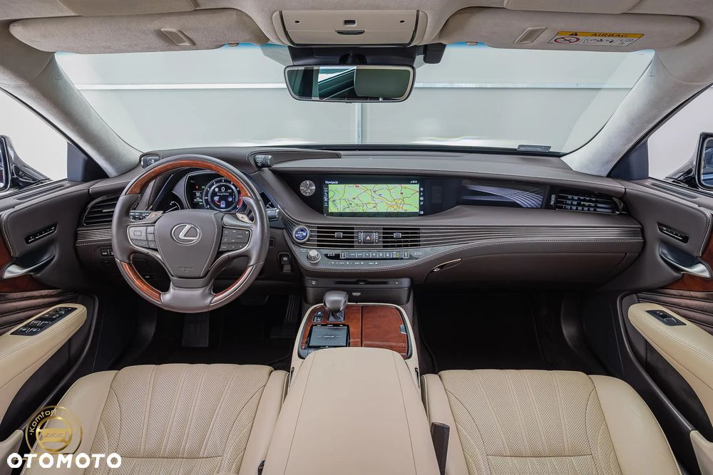 Lexus LS 500h Prestige AWD - 18