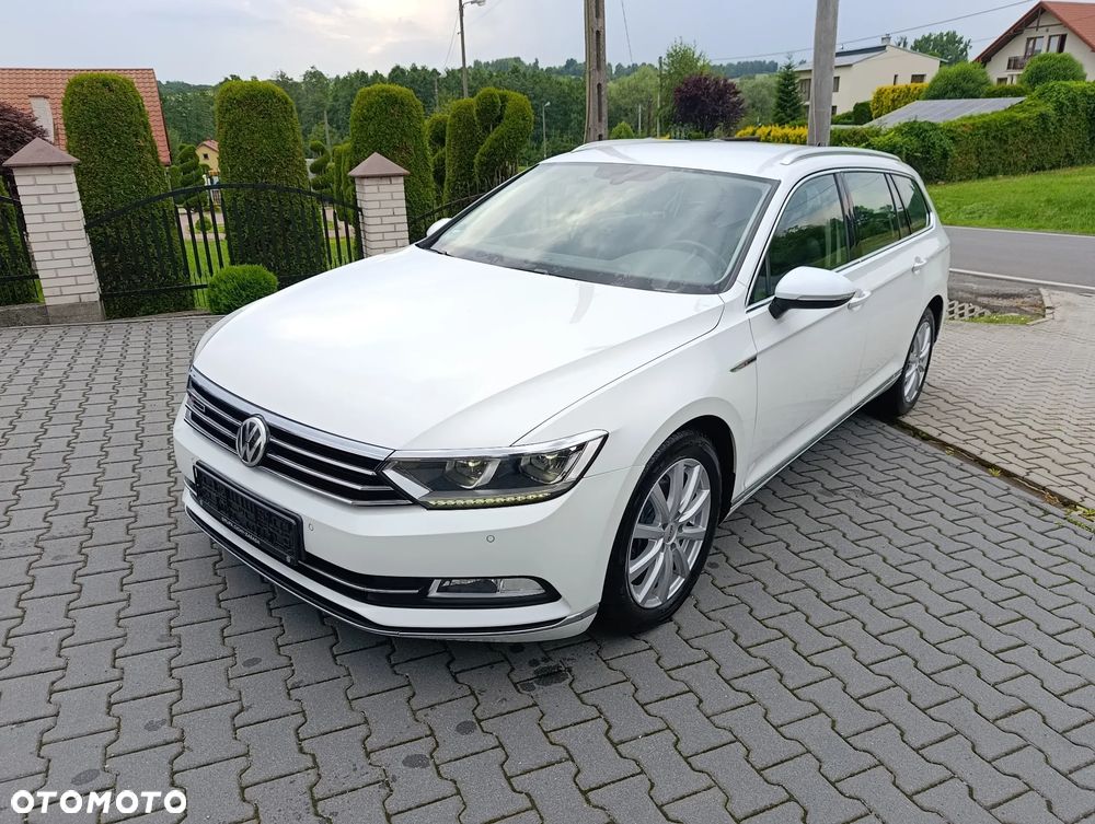 Volkswagen Passat 2.0 TDI SCR 4Motion DSG Elegance - 1