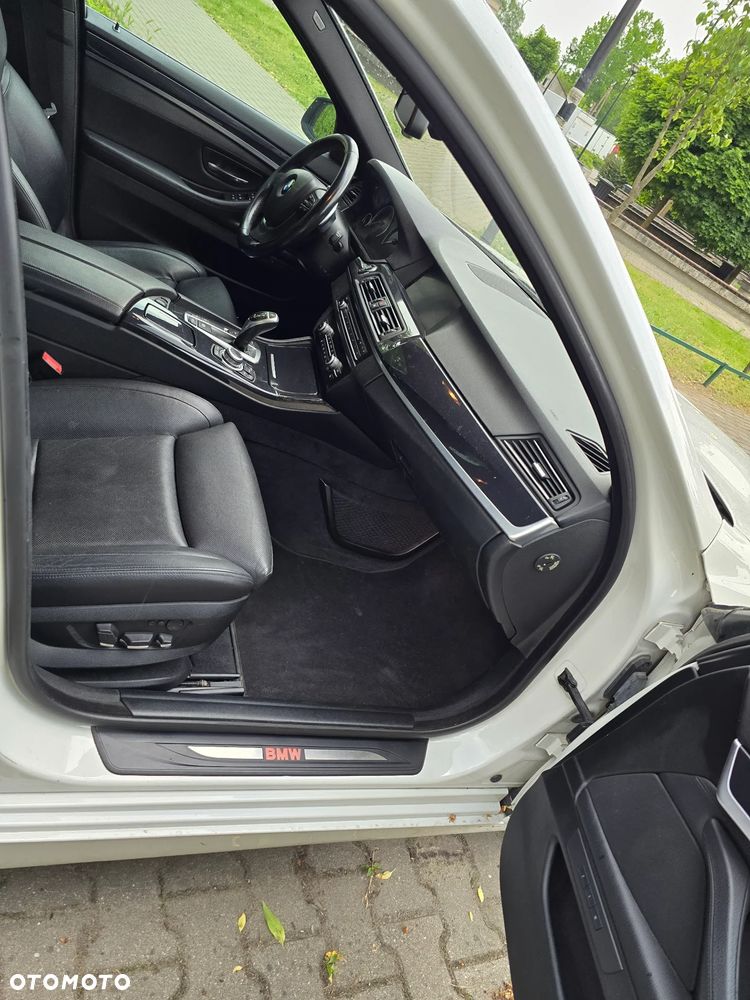 BMW Seria 5 - 24