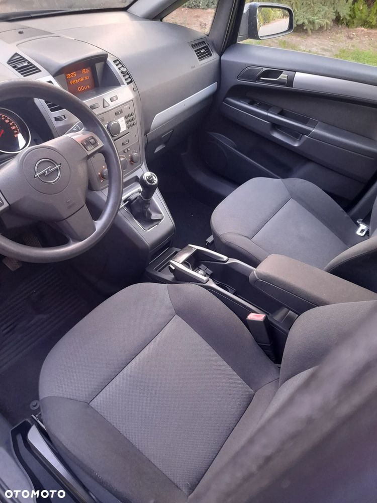 Opel Zafira 1.8 Cosmo - 13