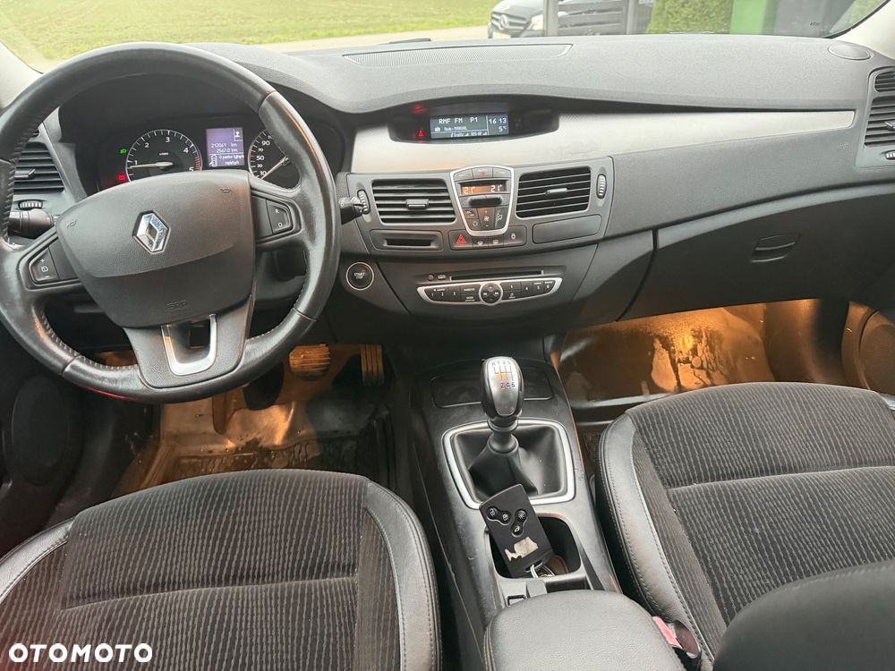 Renault Laguna 2.0 dCi Privilege - 22