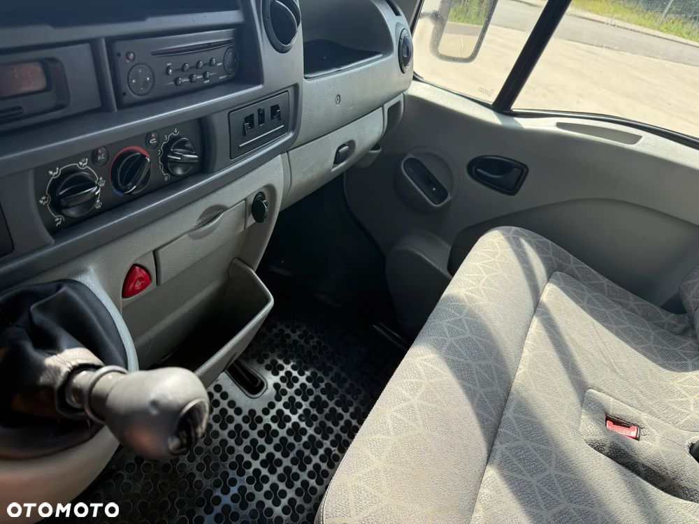 Renault Mascott 150 - 7