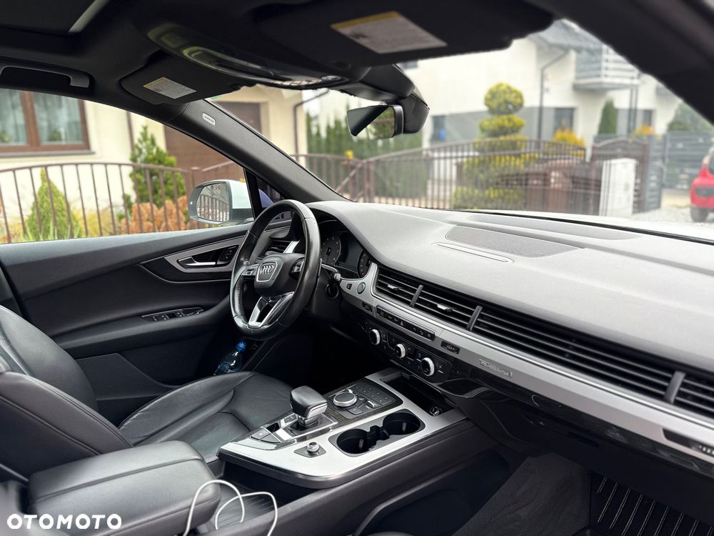 Audi Q7 - 15
