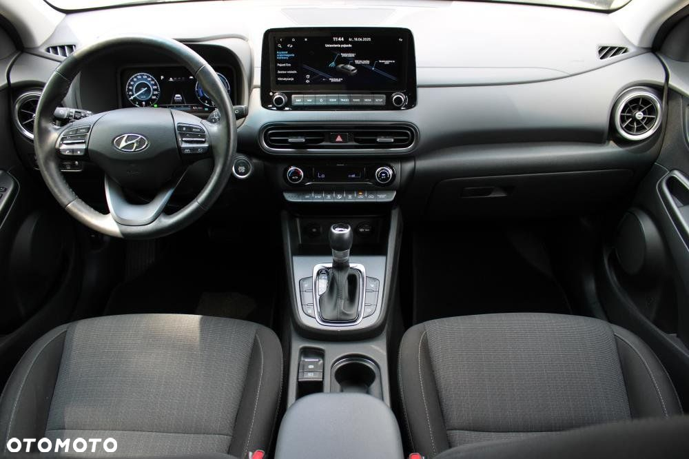 Hyundai Kona - 17