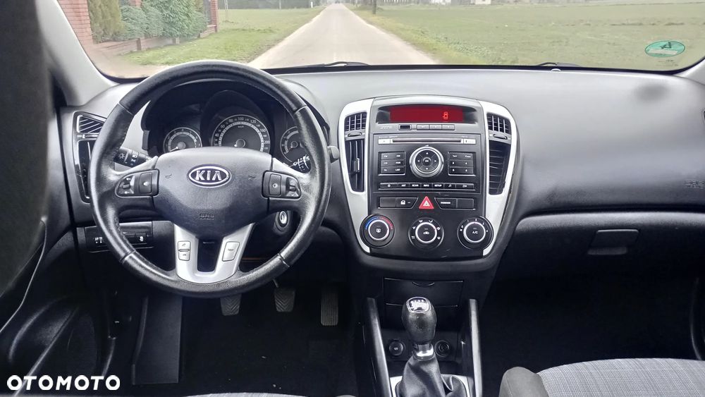 Kia Ceed 1.4 CVVT Attract - 15