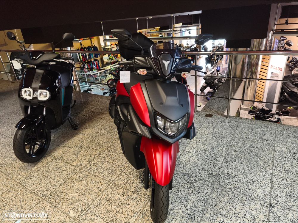 Yamaha RayZR - 5