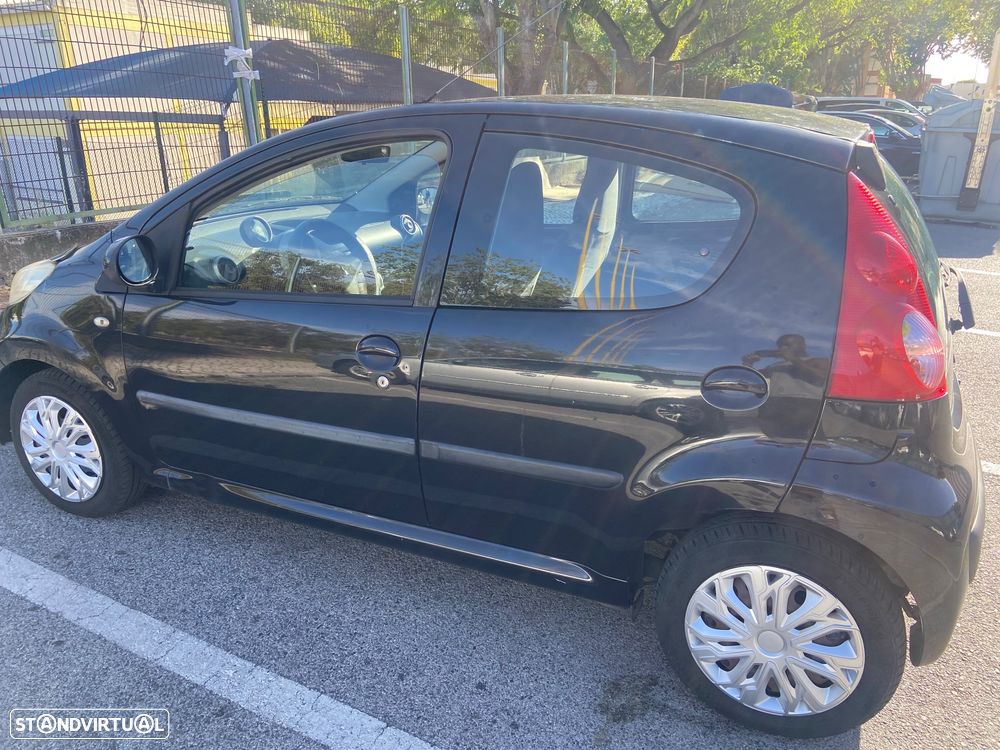 Peugeot 107 1.0 Urban - 3