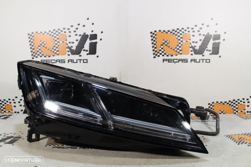 Ótica / Farol Direito Audi TT 8S / FV - 8S0941034D - 1