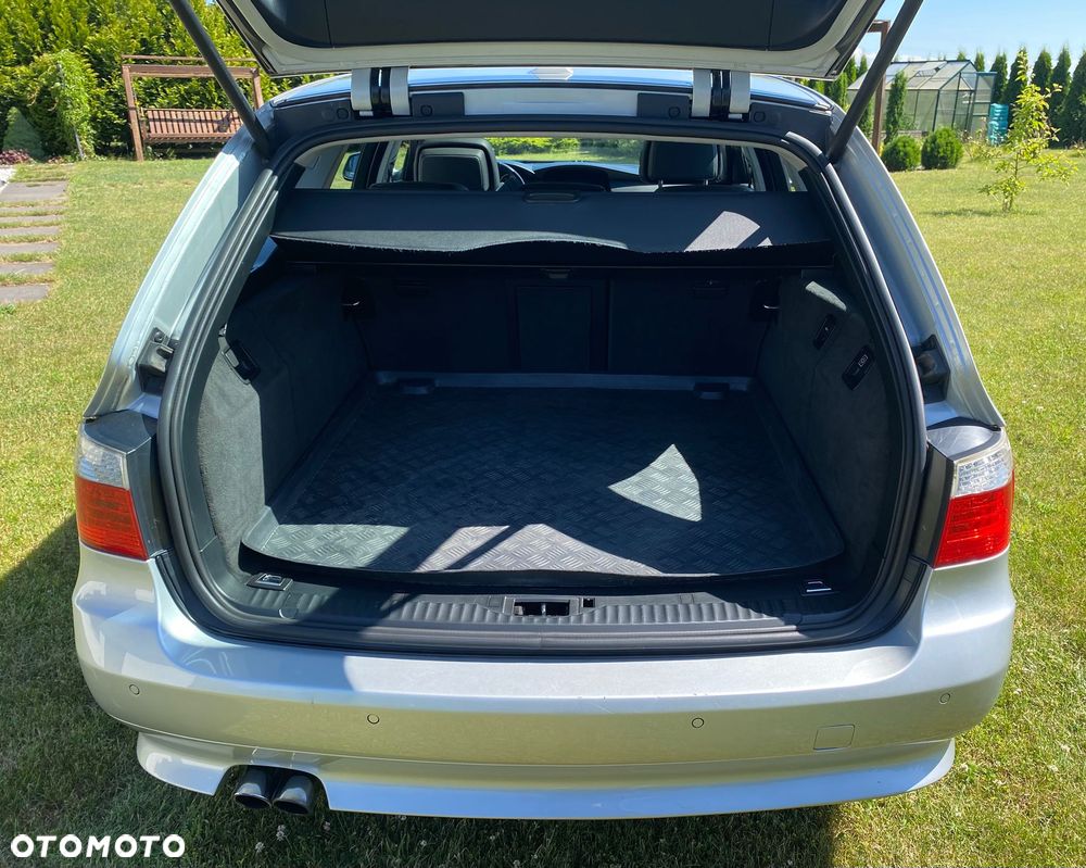 BMW Seria 5 530d xDrive - 4
