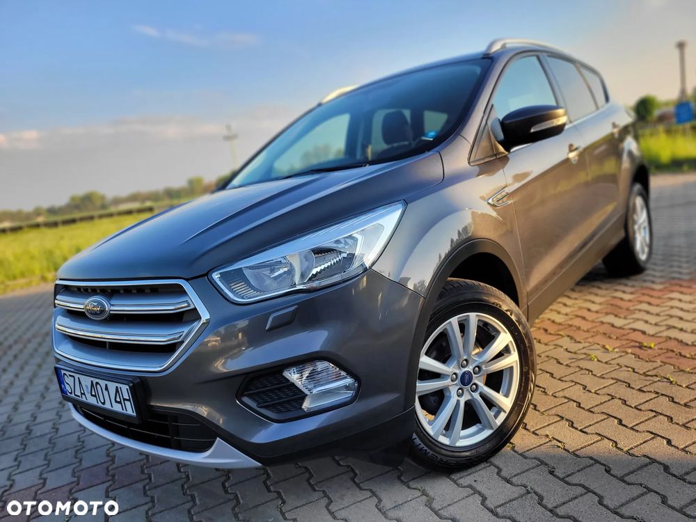 Ford Kuga - 1