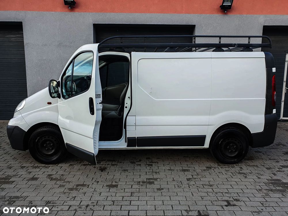 Opel Vivaro - 20