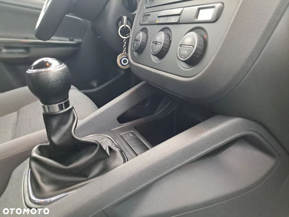 Volkswagen Golf V 1.4 Trendline - 14