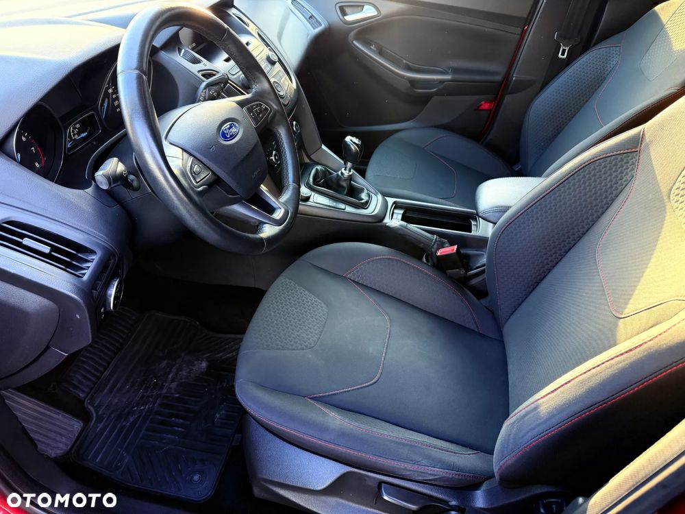 Ford Focus 1.5 EcoBoost Trend ASS - 12