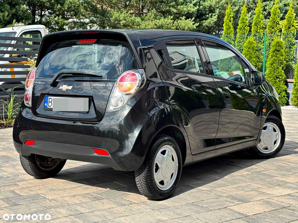 Chevrolet Spark - 2