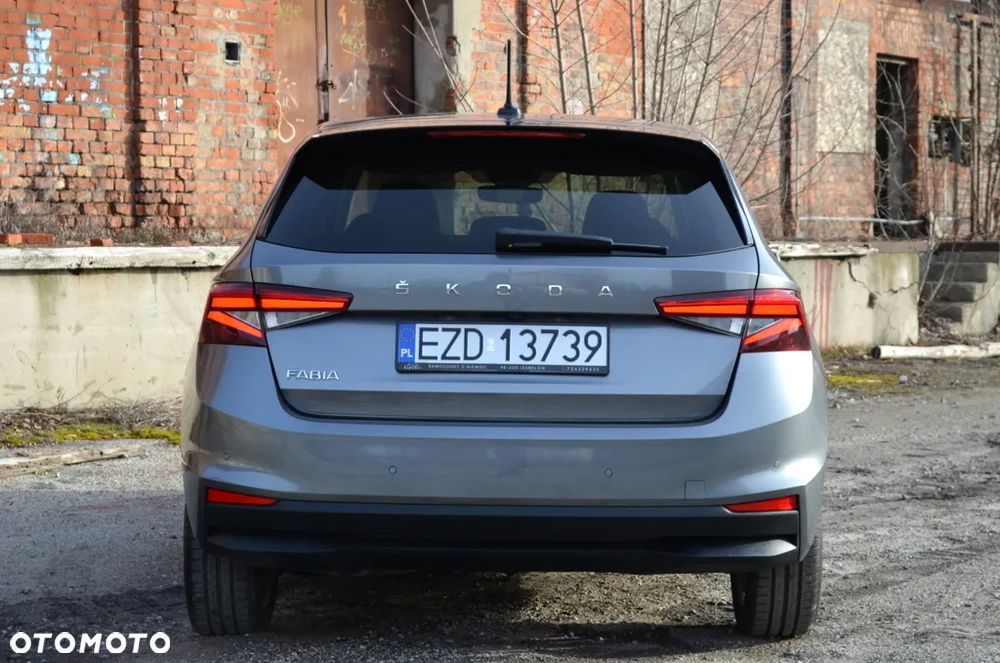 Skoda Fabia 1.5 TSI DSG Style - 19