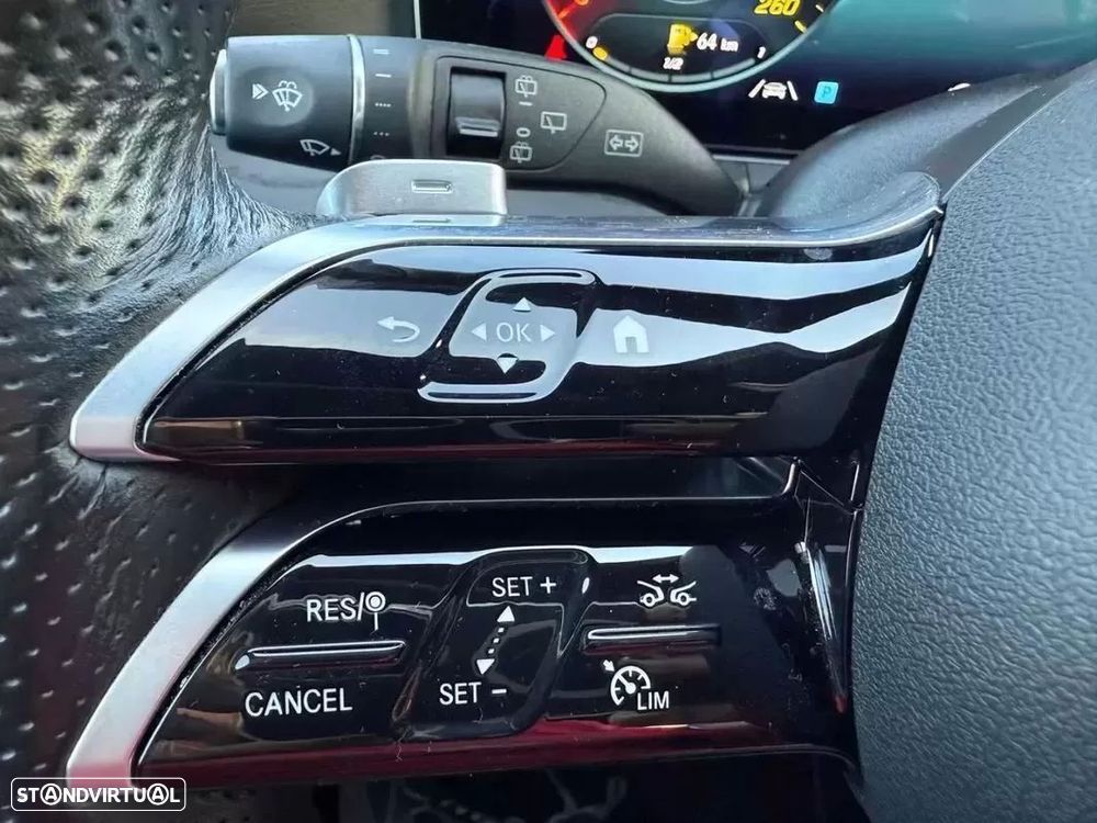 Mercedes-Benz E 300 de 4Matic 9G-TRONIC AMG Line - 19