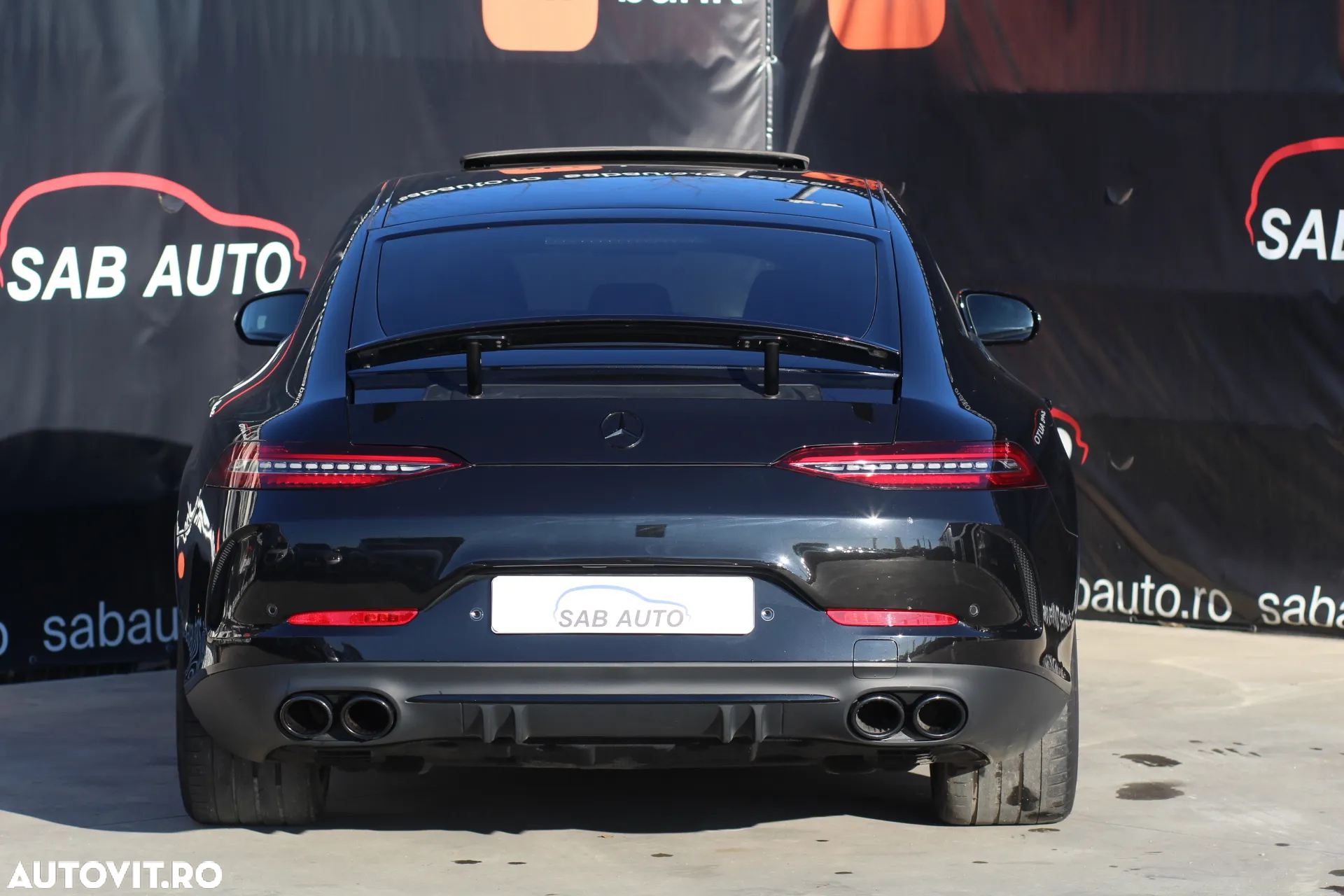 Mercedes-Benz AMG GT 43 4MATIC+ MHEV - 23