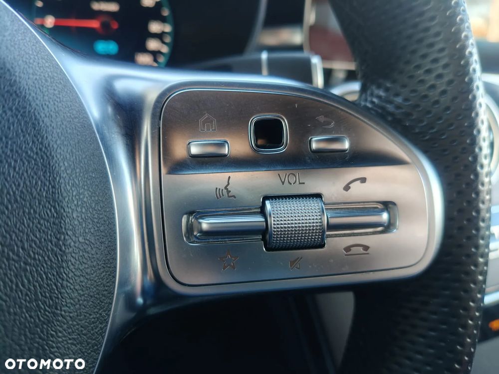 Mercedes-Benz GLC Coupe 300 e 4-Matic - 25