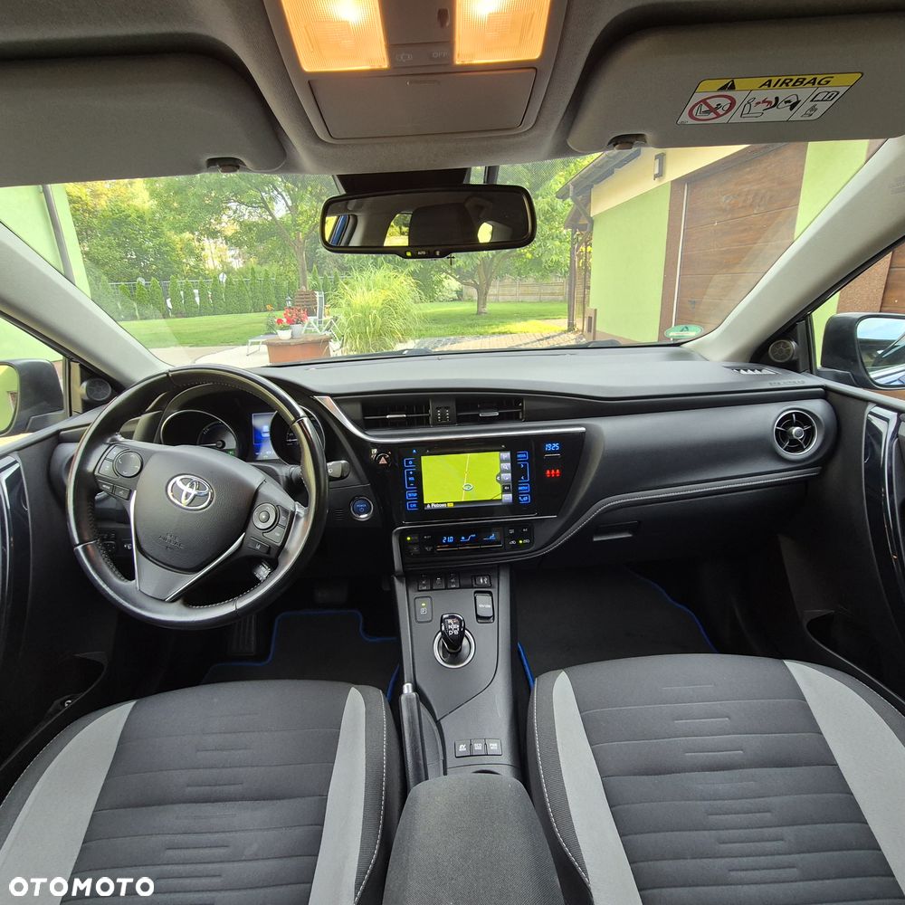 Toyota Auris - 5