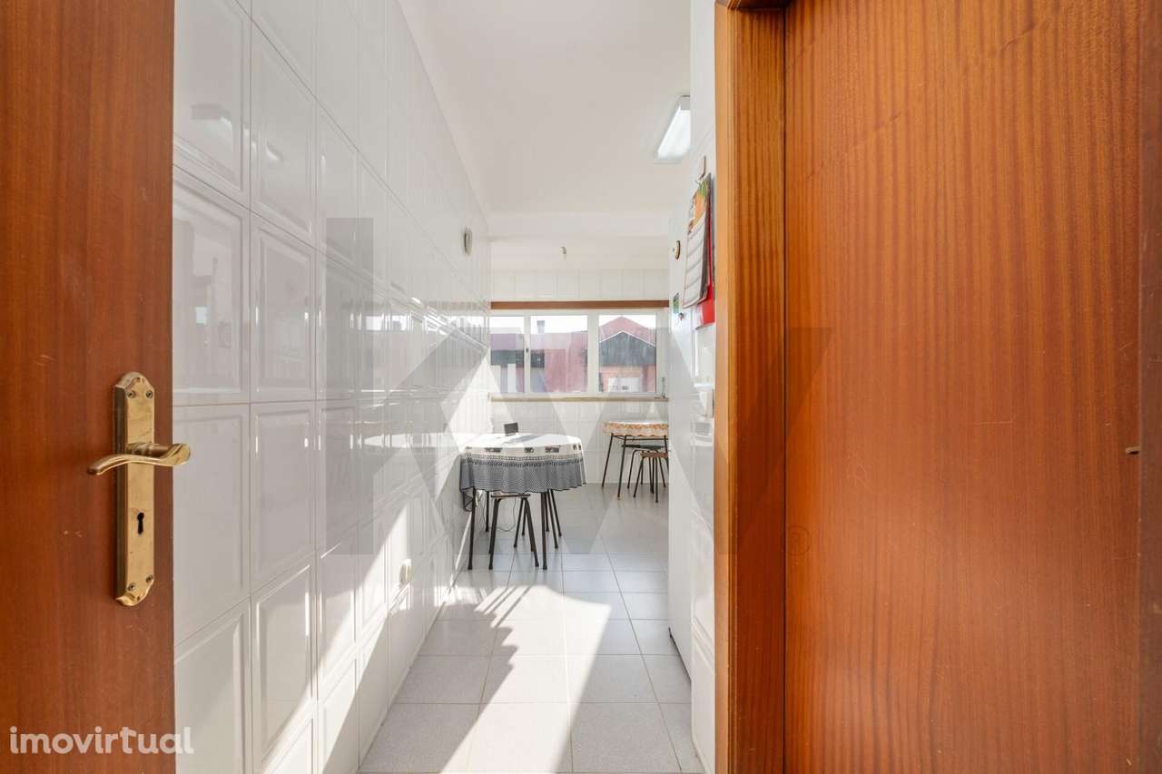 Apartamento T2 com 115 m2 de Área Bruta e garagem em Cantanhede - Grande imagem: 3/36