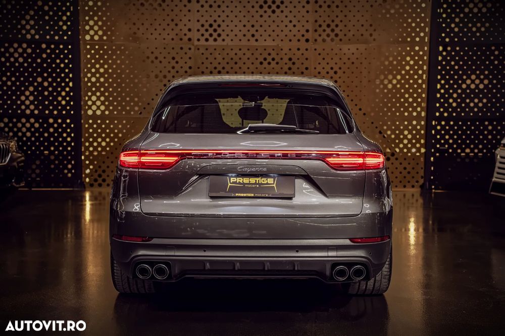 Porsche Cayenne Tiptronic S Platinum Edition - 5