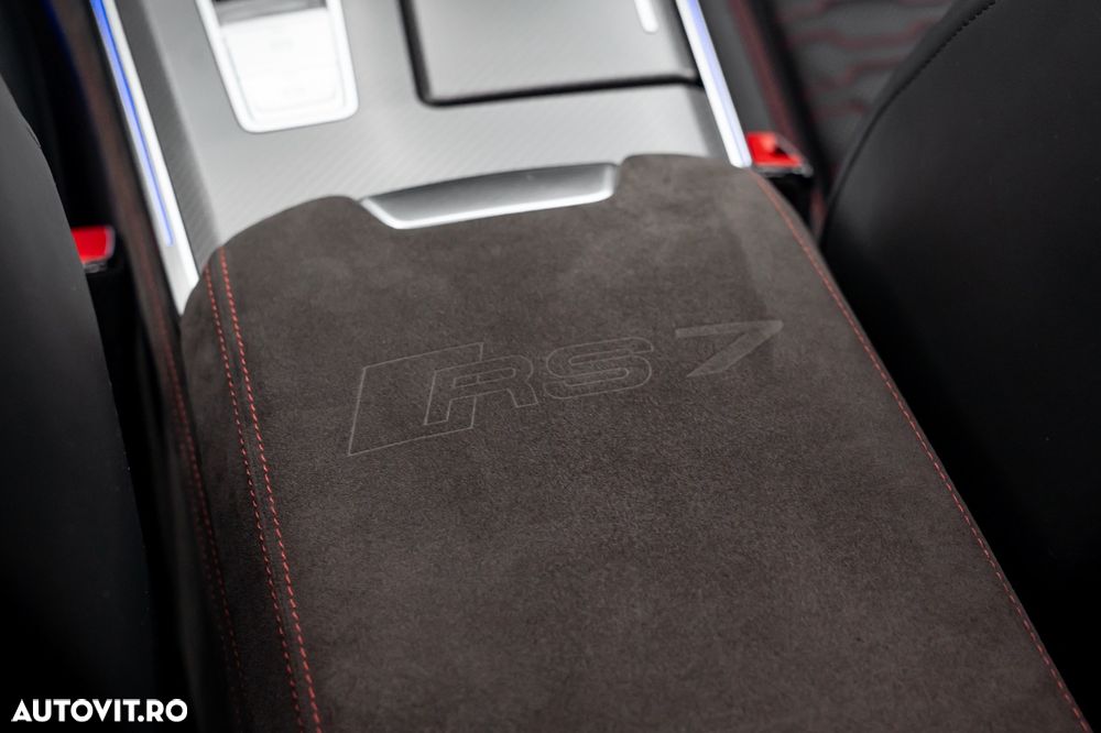 Audi RS7 4.0 TFSI quattro Tiptronic - 36