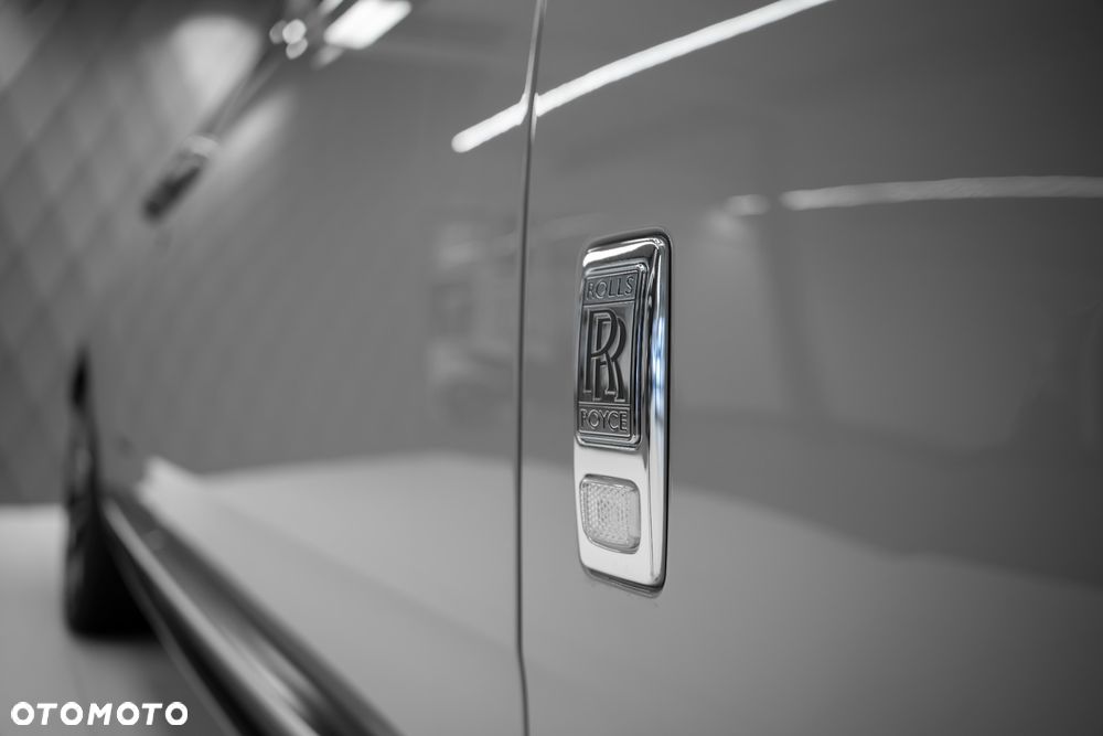 Rolls-Royce Cullinan - 12
