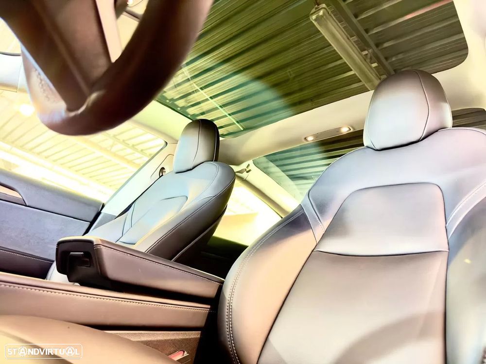 Tesla Model 3 Performance Dual Motor AWD - 13